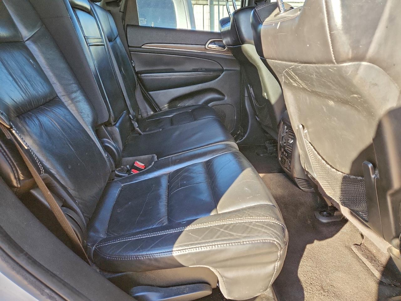 2015 JEEP GRAND CHEROKEE LIMITED photo 11