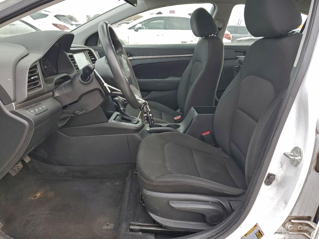 2020 HYUNDAI ELANTRA SEL photo 7
