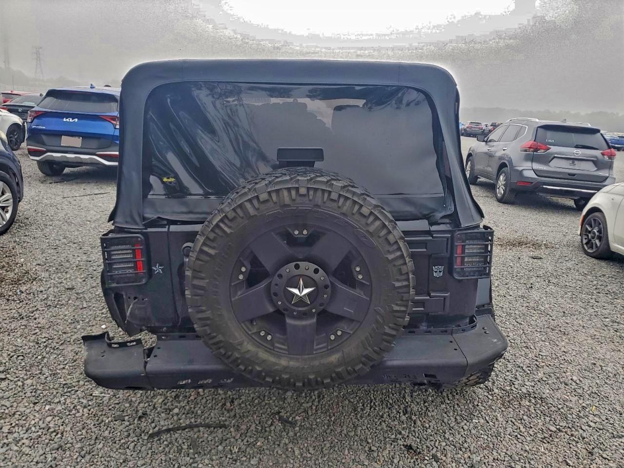 2012 JEEP WRANGLER UNLIMITED SAHARA photo 6