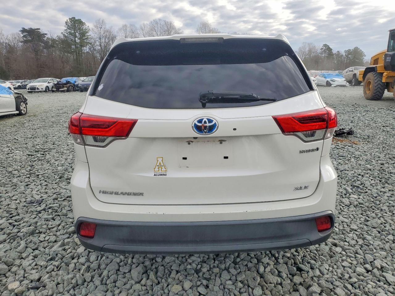 2018 TOYOTA HIGHLANDER HYBRID photo 11