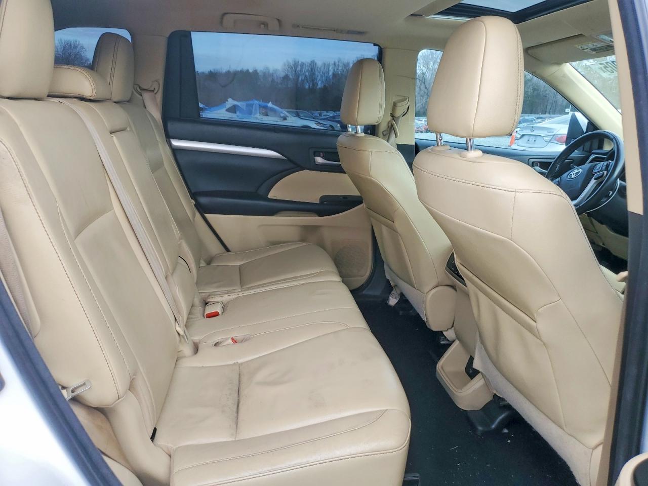 2018 TOYOTA HIGHLANDER HYBRID photo 21