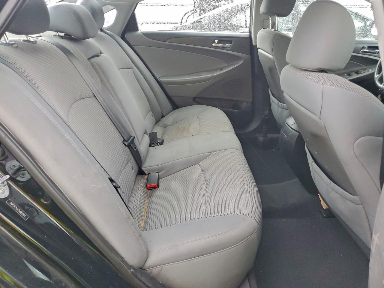 2014 HYUNDAI SONATA GLS photo 19