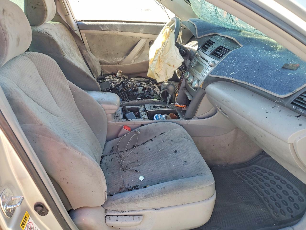 2008 TOYOTA CAMRY CE photo 19