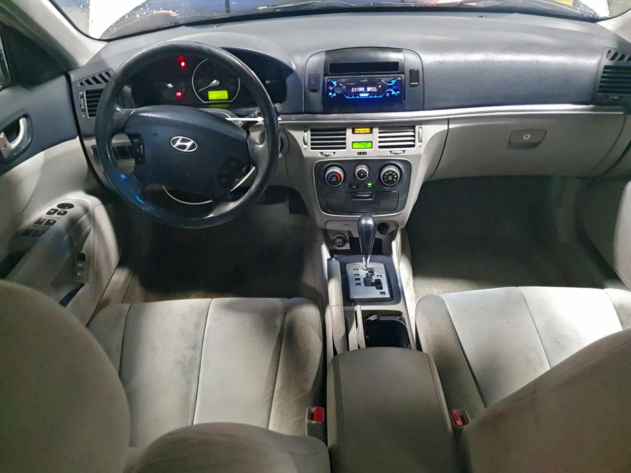 2008 HYUNDAI SONATA SE photo 8