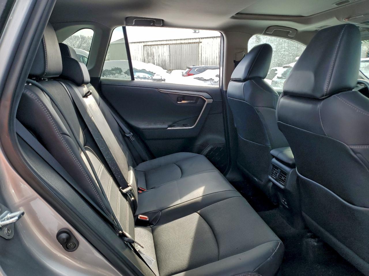 2022 TOYOTA RAV4 LIMITED photo 21
