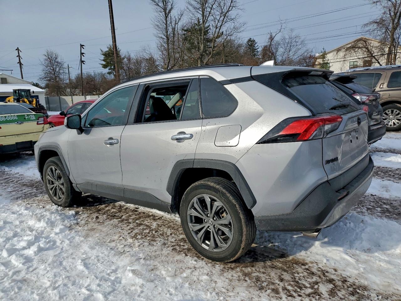 2022 TOYOTA RAV4 LIMITED photo 3