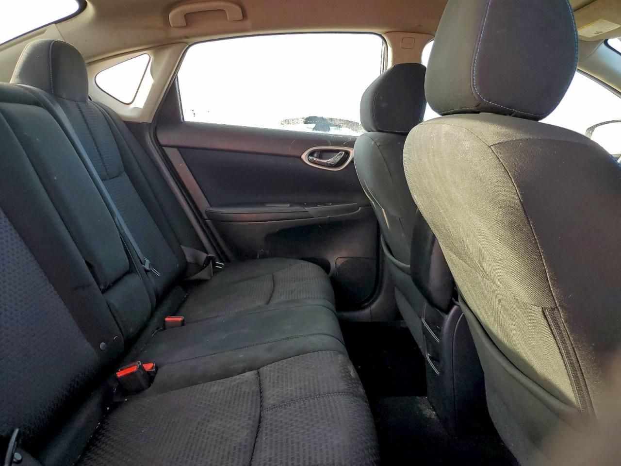 2016 NISSAN SENTRA S photo 19