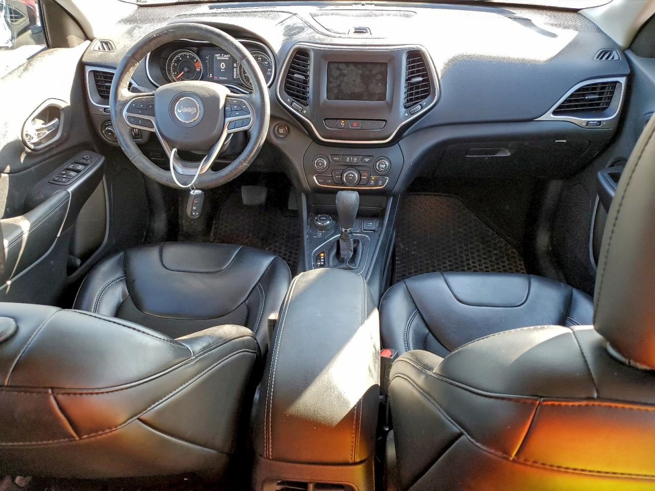 2019 JEEP CHEROKEE LATITUDE PLUS photo 22