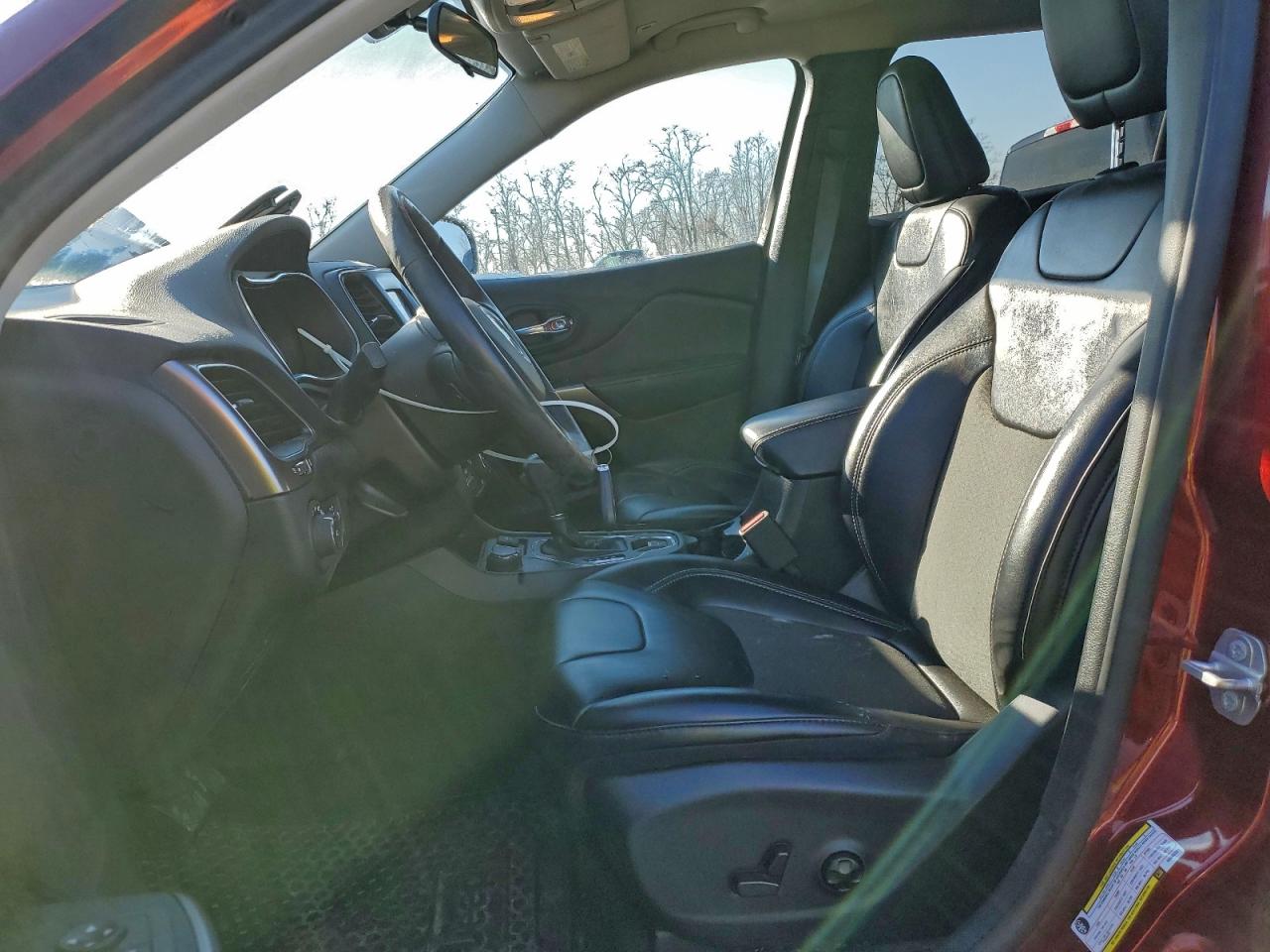 2019 JEEP CHEROKEE LATITUDE PLUS photo 19