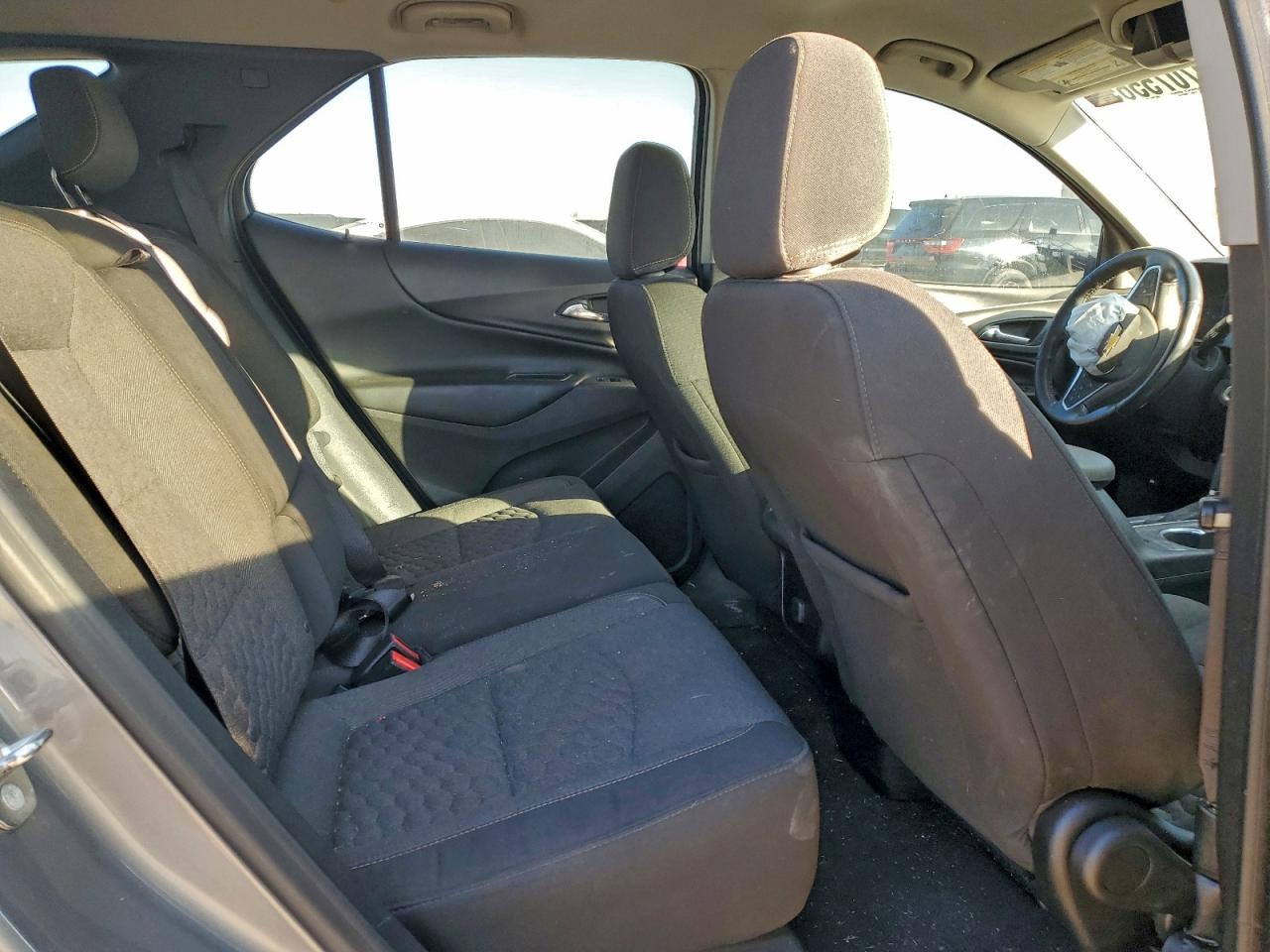 2018 CHEVROLET EQUINOX LT photo 11