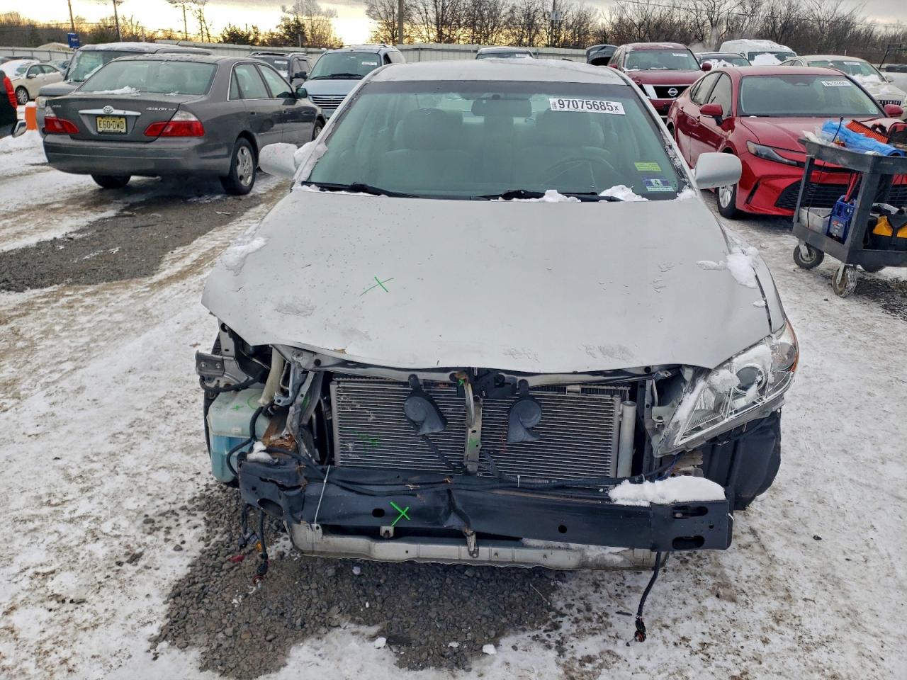 2009 TOYOTA CAMRY BASE photo 5