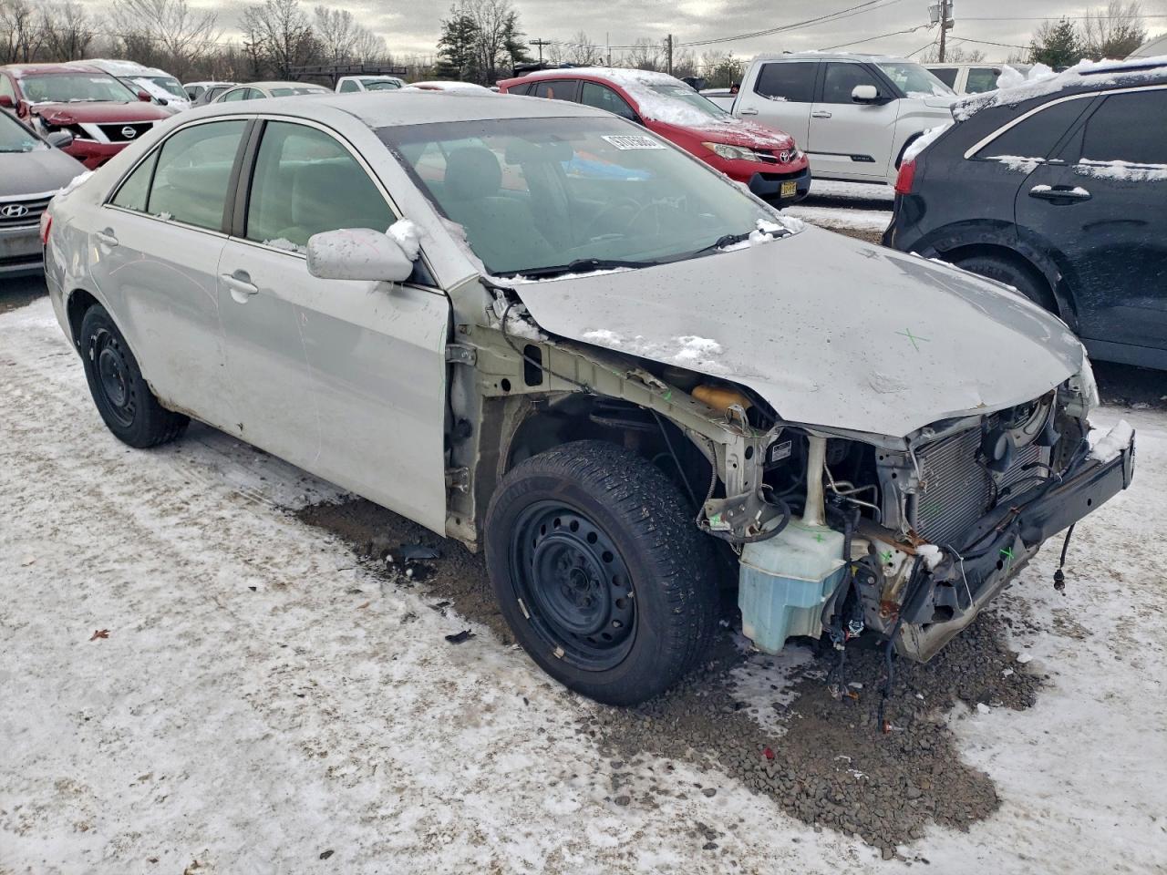 2009 TOYOTA CAMRY BASE photo 4