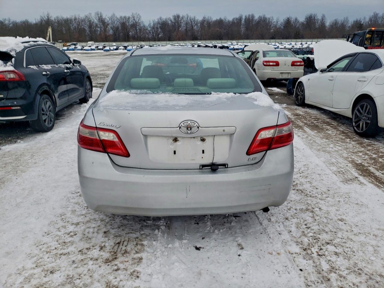 2009 TOYOTA CAMRY BASE photo 6