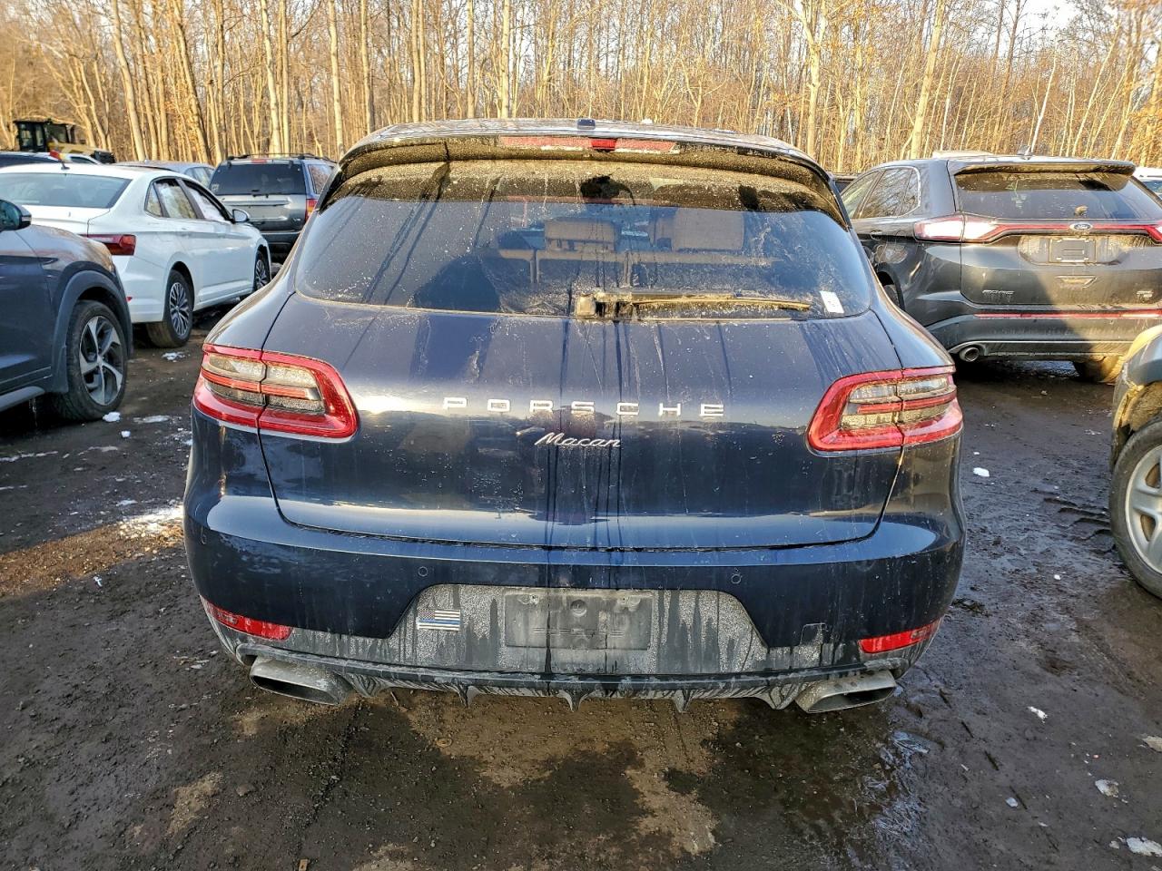 2018 PORSCHE MACAN photo 6
