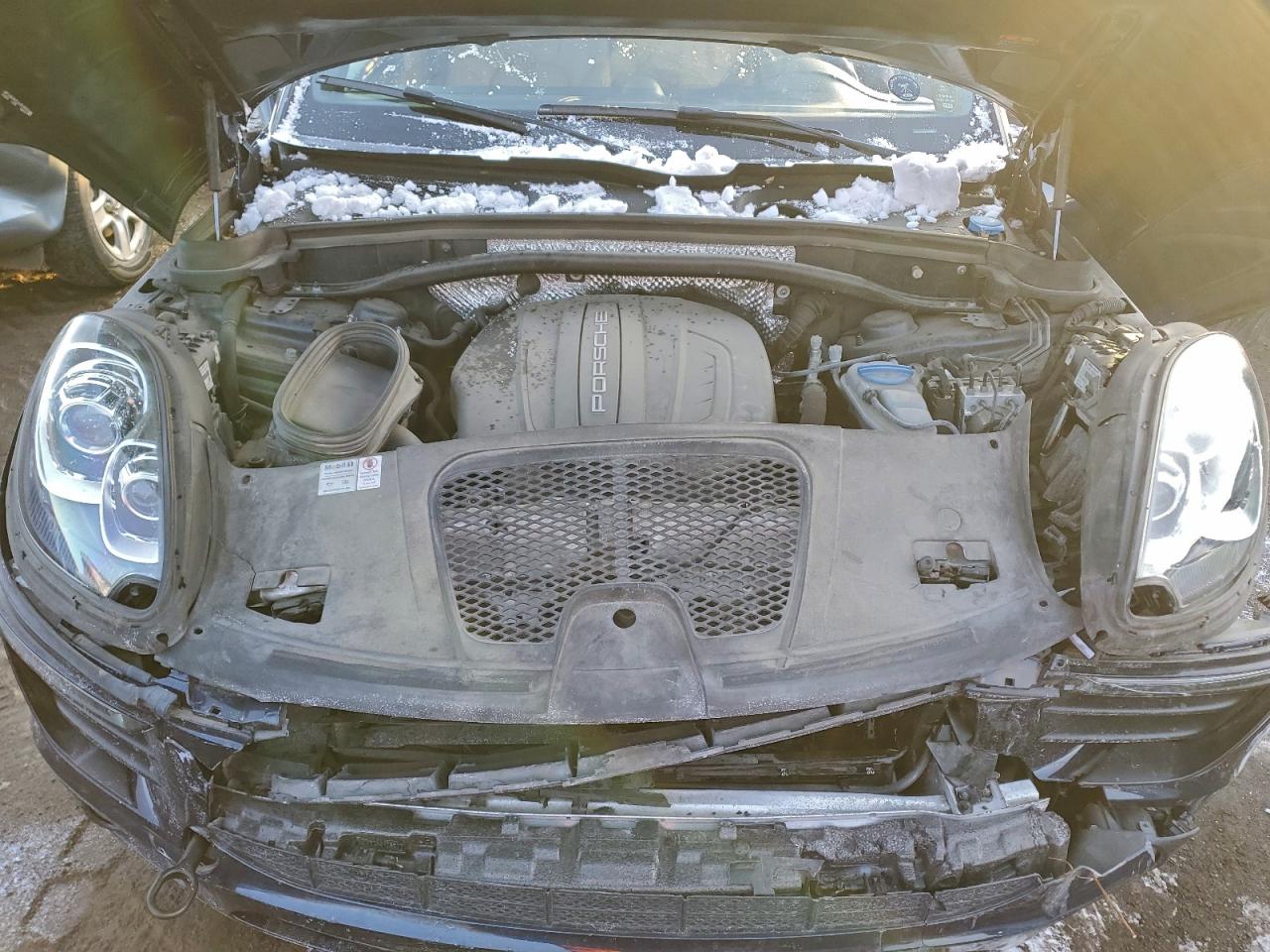 2018 PORSCHE MACAN photo 12