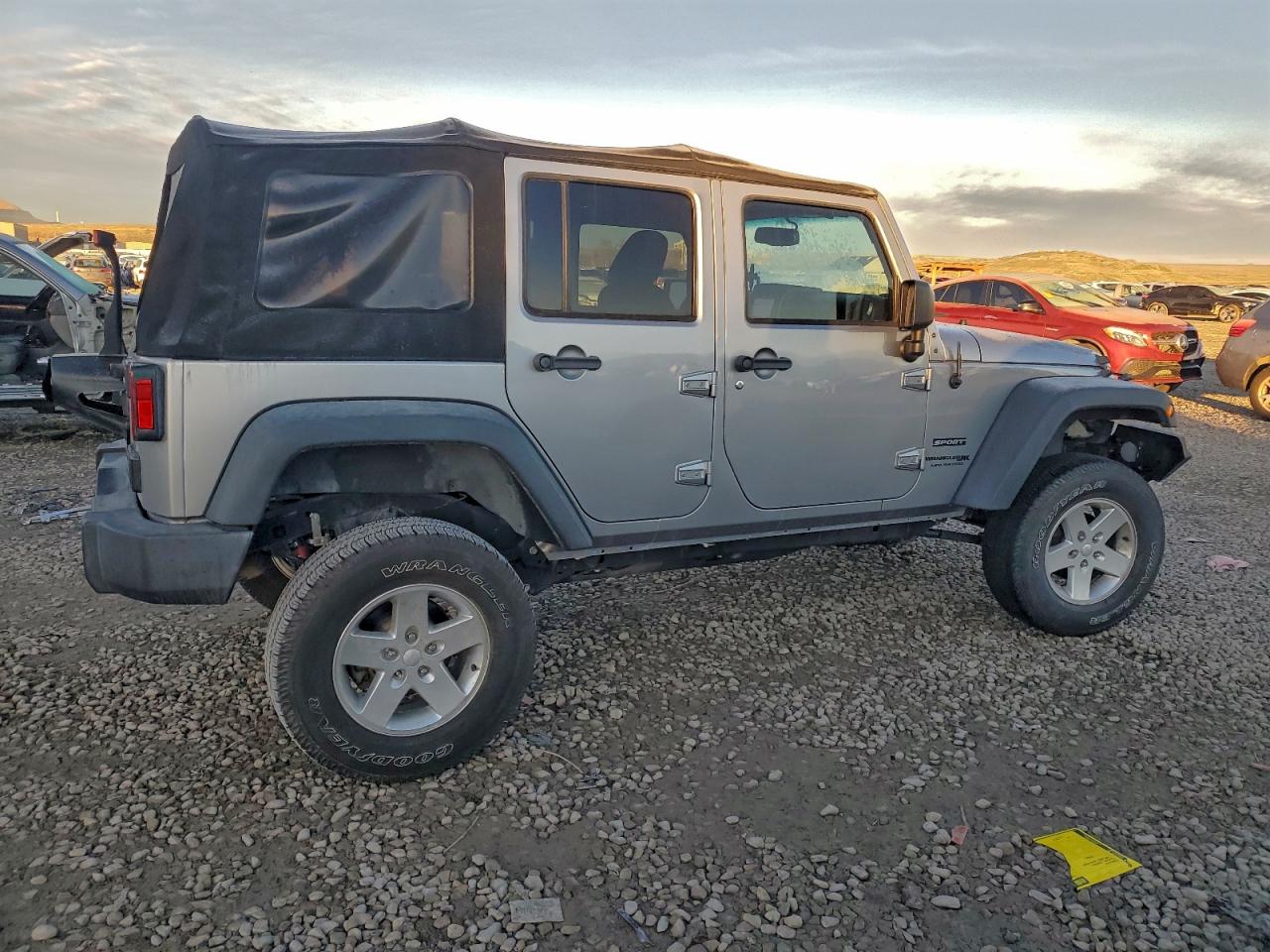 2018 JEEP WRANGLER UNLIMITED SPORT photo 3