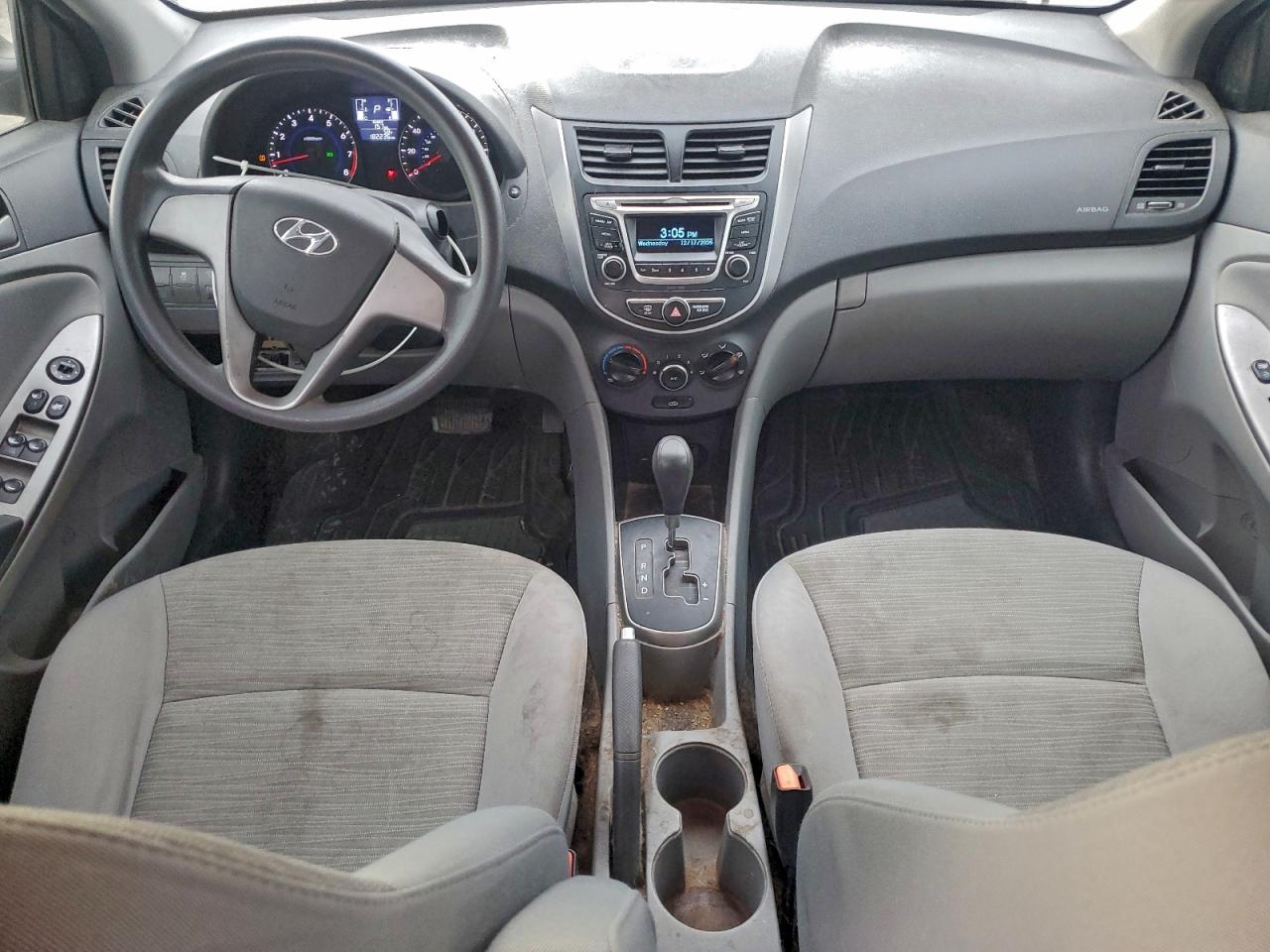 2015 HYUNDAI ACCENT GLS photo 8