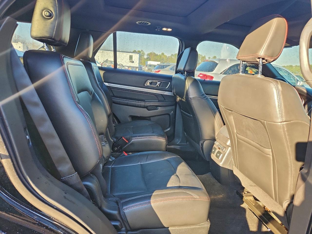 2018 FORD EXPLORER SPORT photo 31