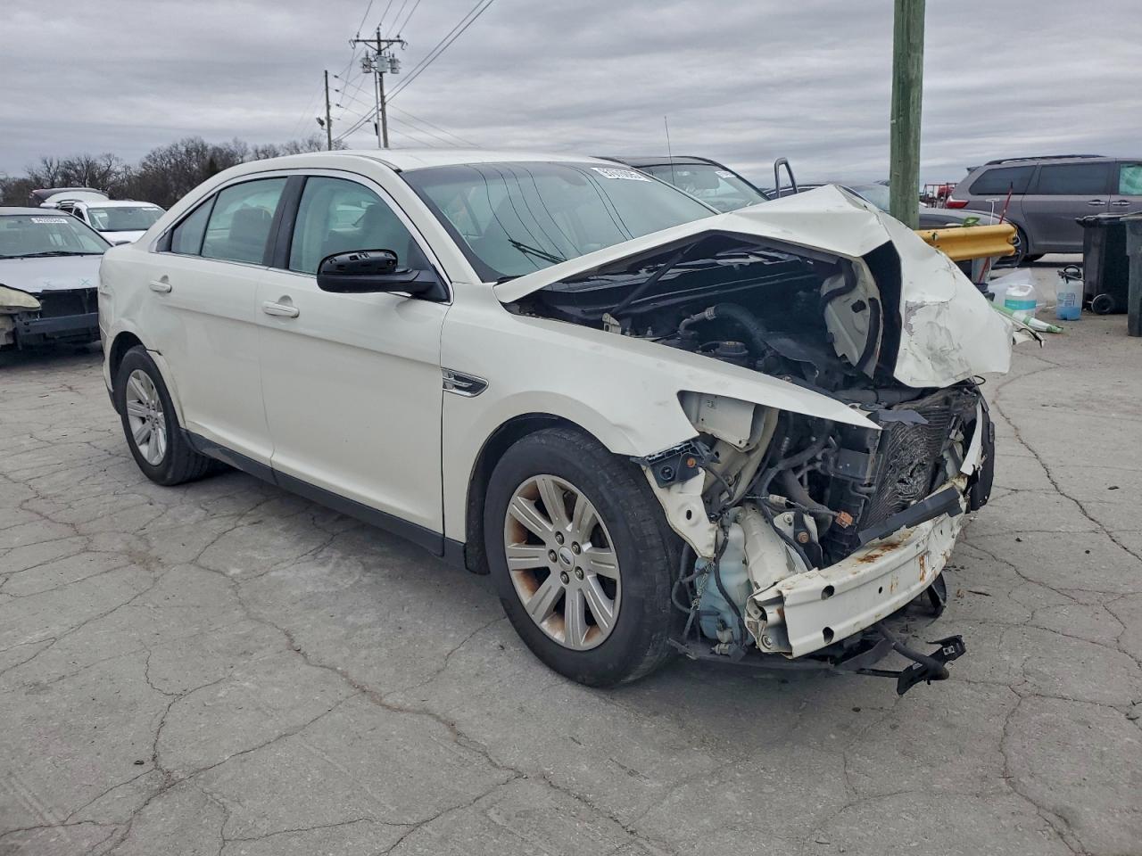 2012 FORD TAURUS SE photo 10