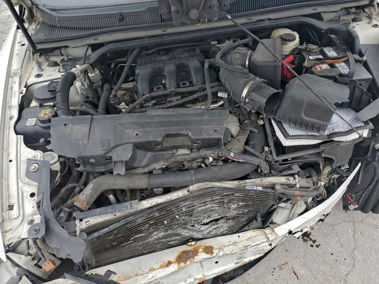 2012 FORD TAURUS SE photo 31
