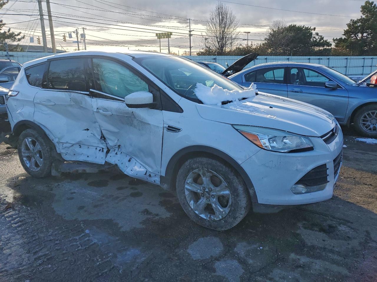 2015 FORD ESCAPE SE photo 10