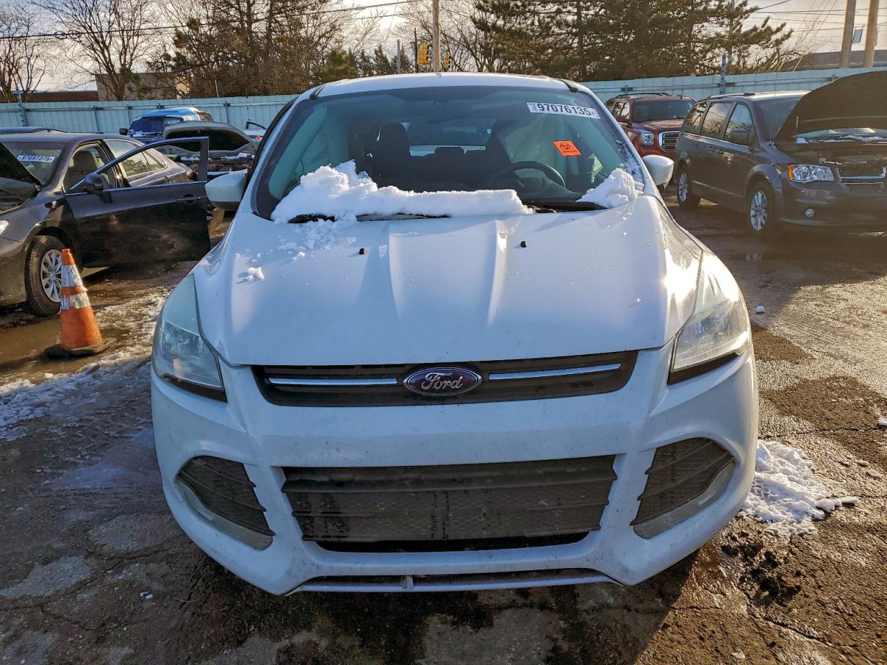 2015 FORD ESCAPE SE photo 13