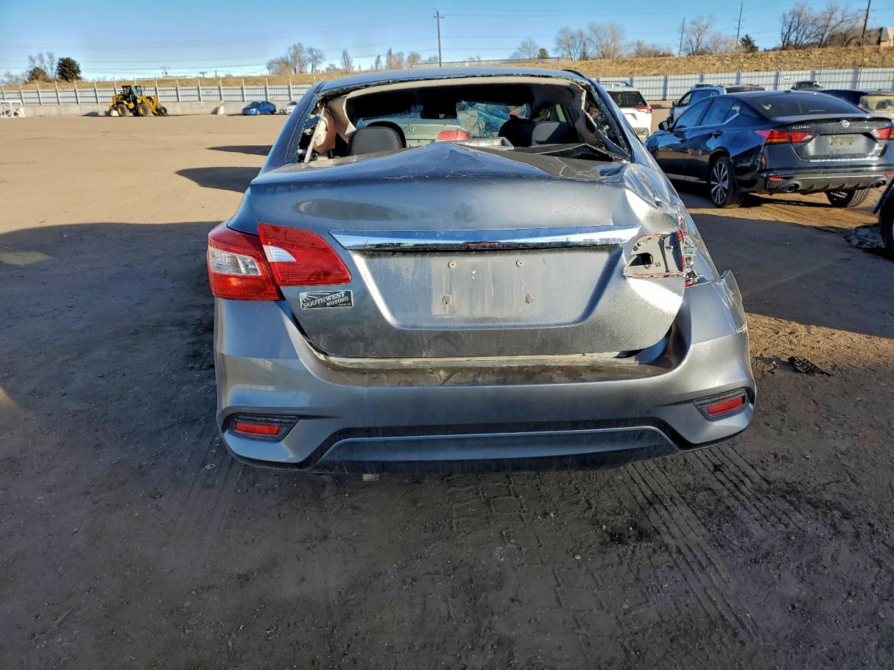 2017 NISSAN SENTRA S photo 6