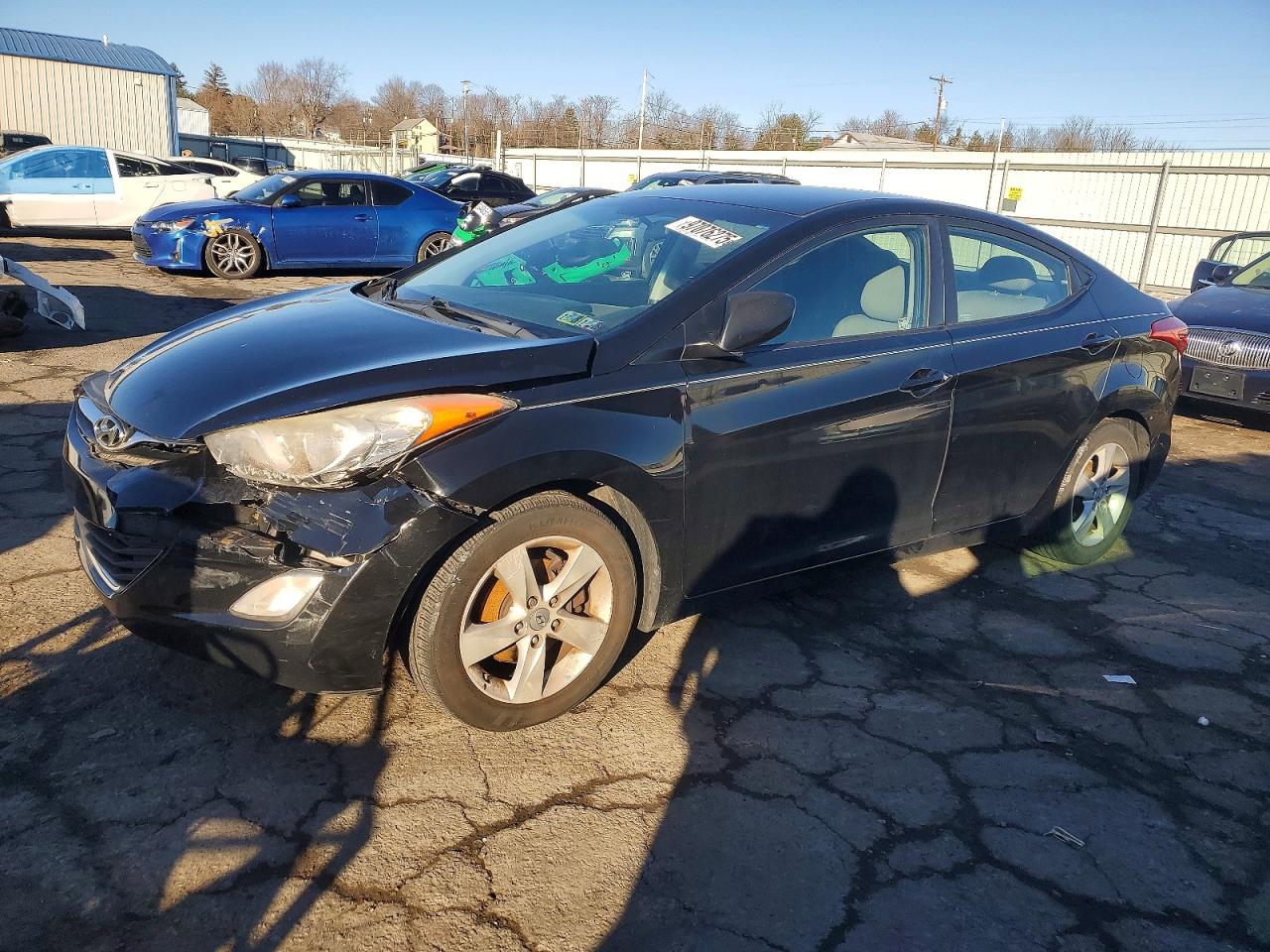 2012 HYUNDAI ELANTRA