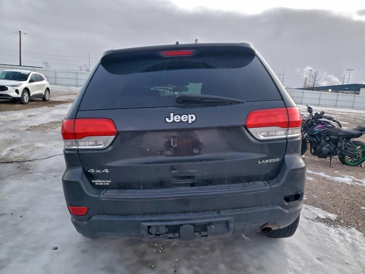 2014 JEEP GRAND CHEROKEE LAREDO photo 11