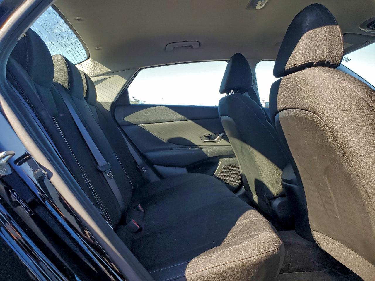 2021 HYUNDAI ELANTRA SEL photo 10