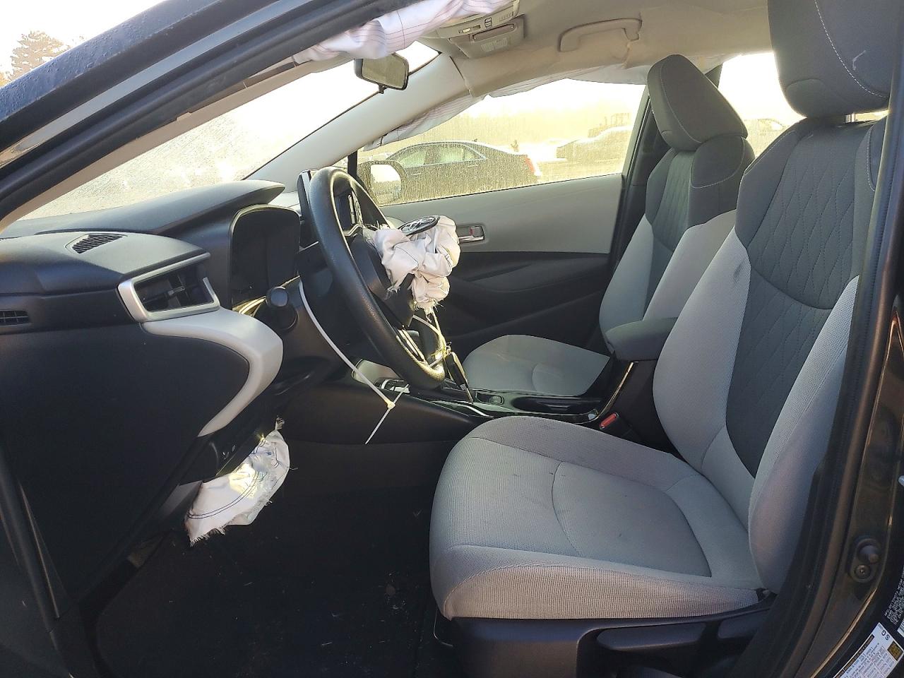 2021 TOYOTA COROLLA LE photo 7