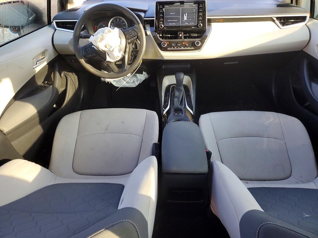 2021 TOYOTA COROLLA LE photo 8