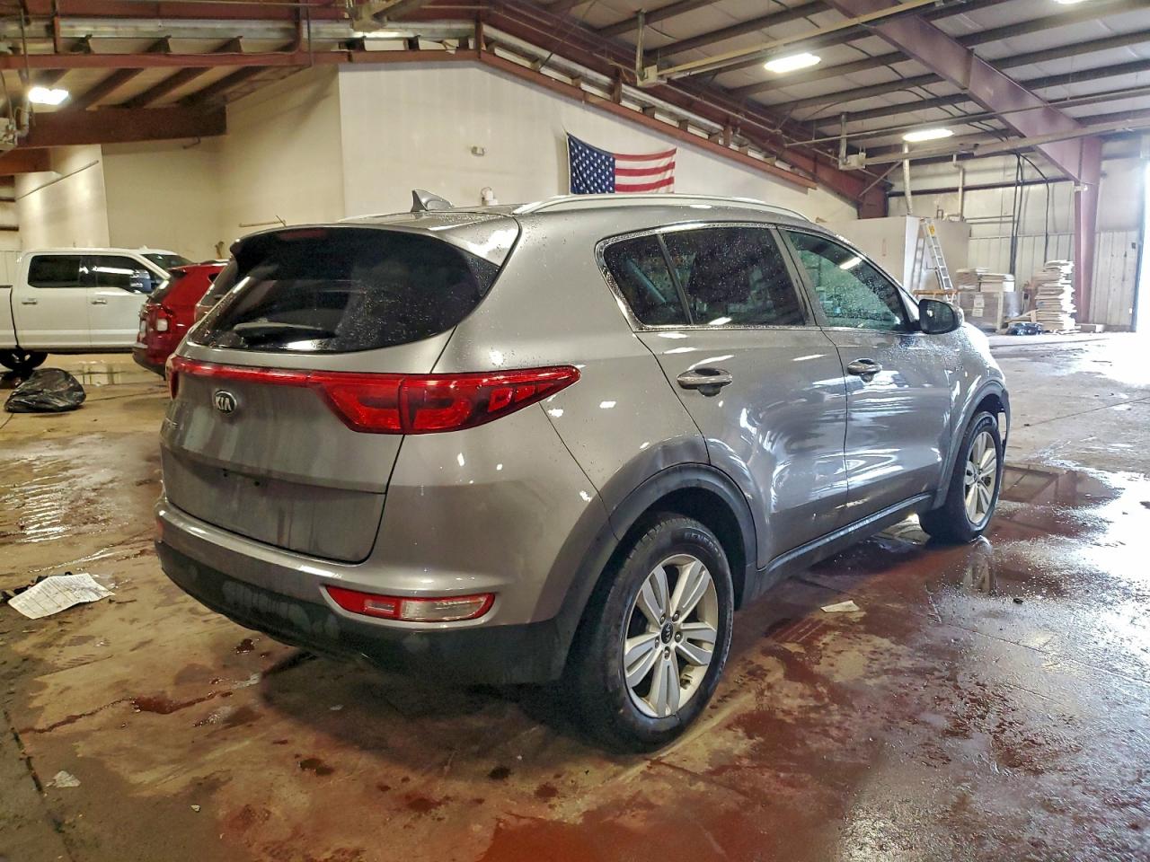 2018 KIA SPORTAGE LX photo 3