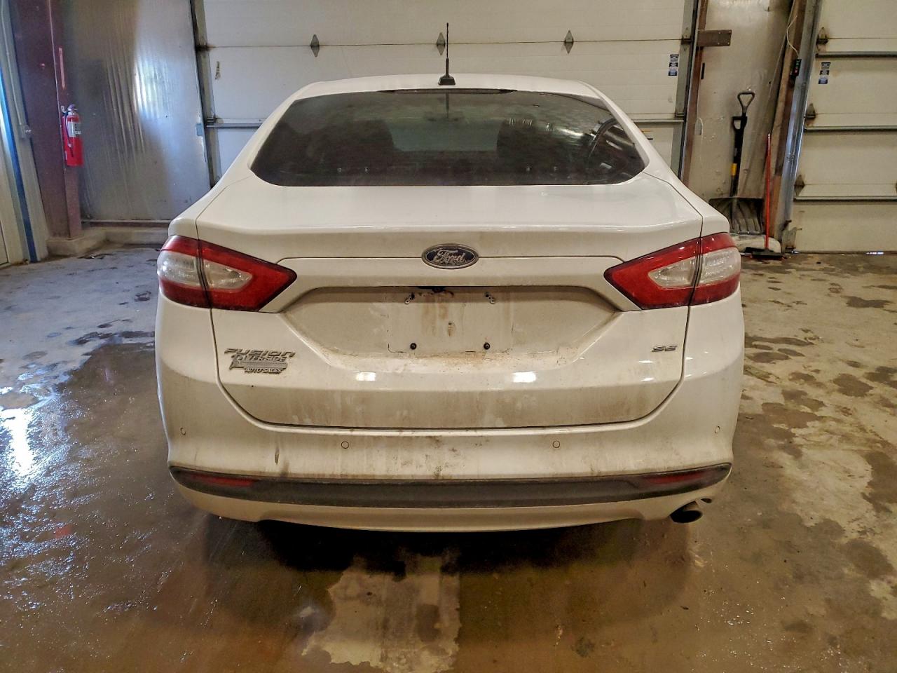 2016 FORD FUSION SE photo 16