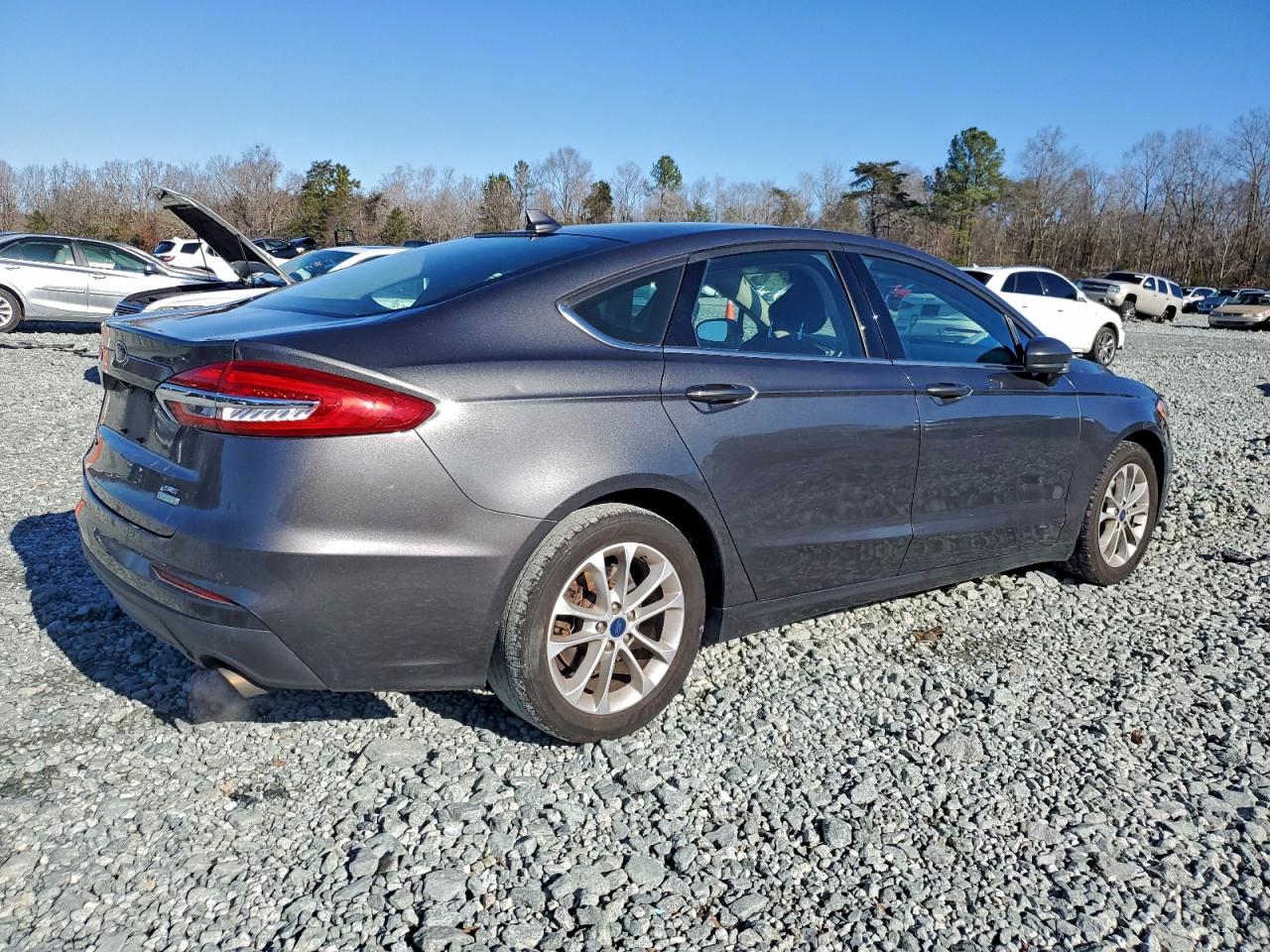 2020 FORD FUSION SE photo 3