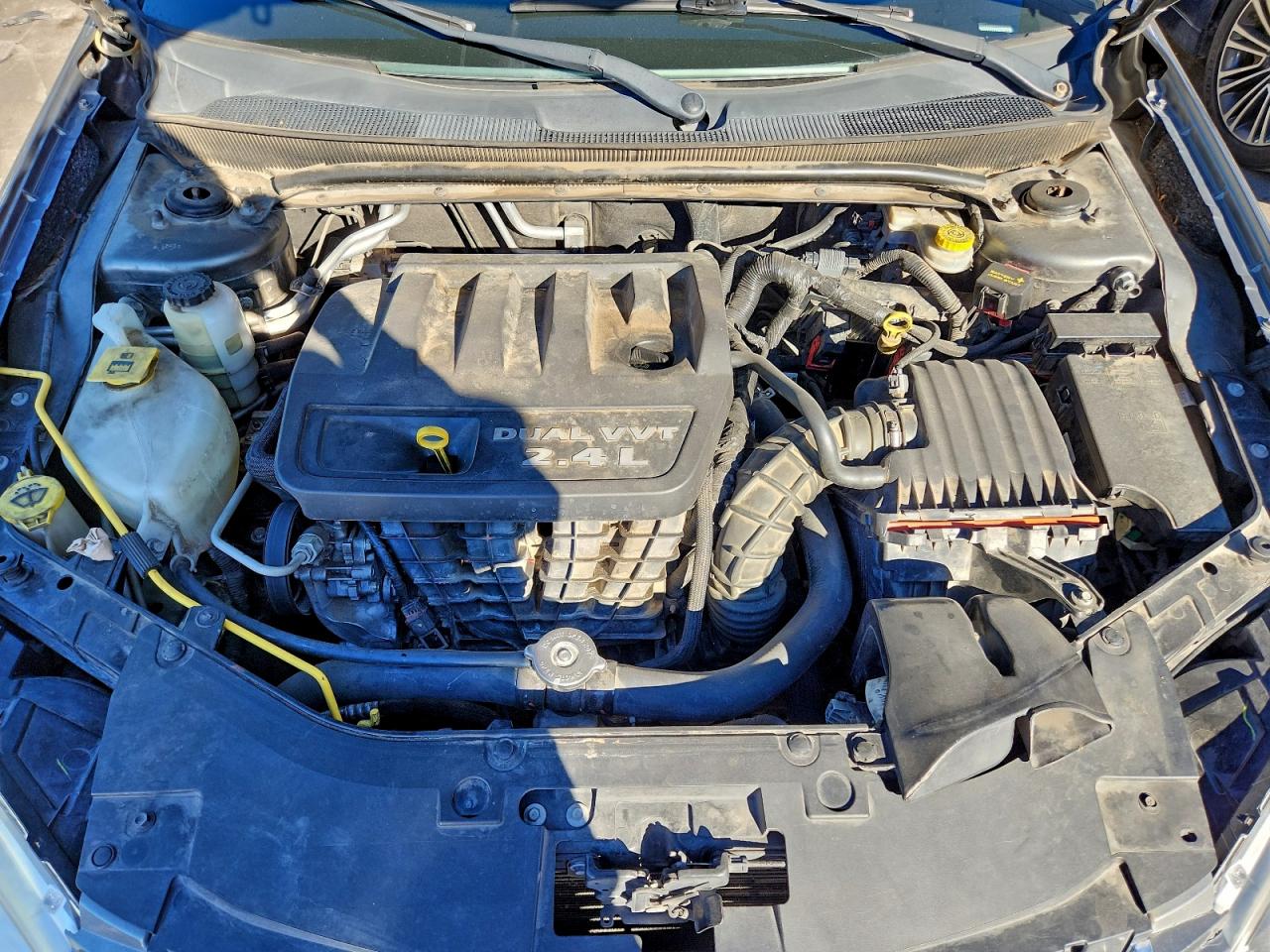 2013 CHRYSLER 200 LX photo 21