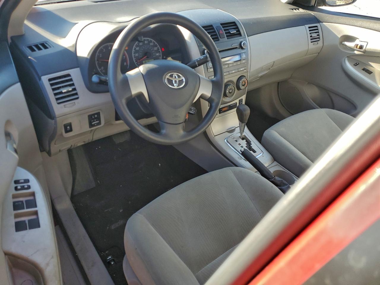 2011 TOYOTA COROLLA BASE photo 15