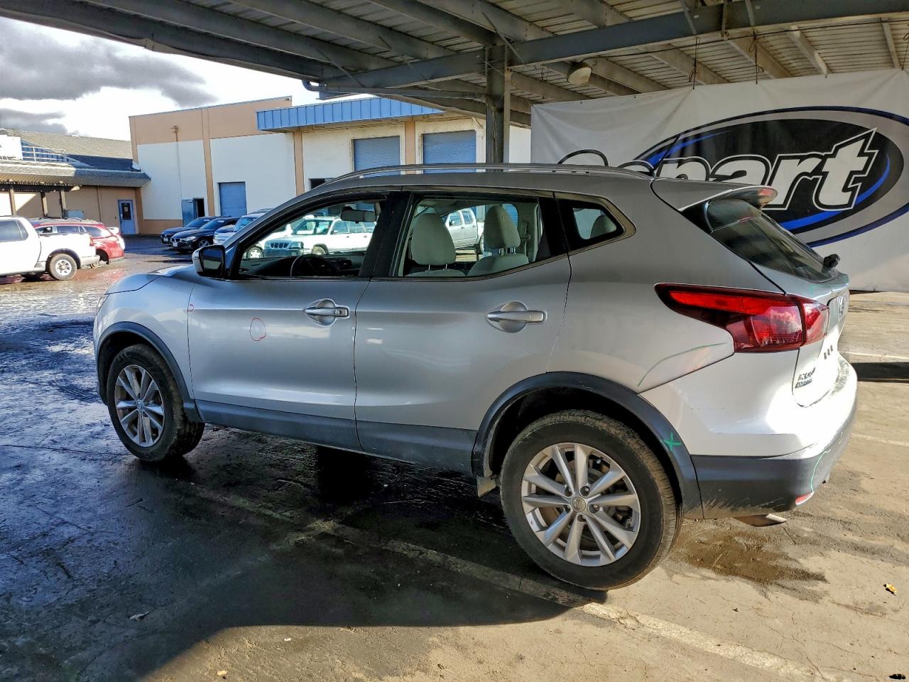2018 NISSAN ROGUE SPORT S photo 2