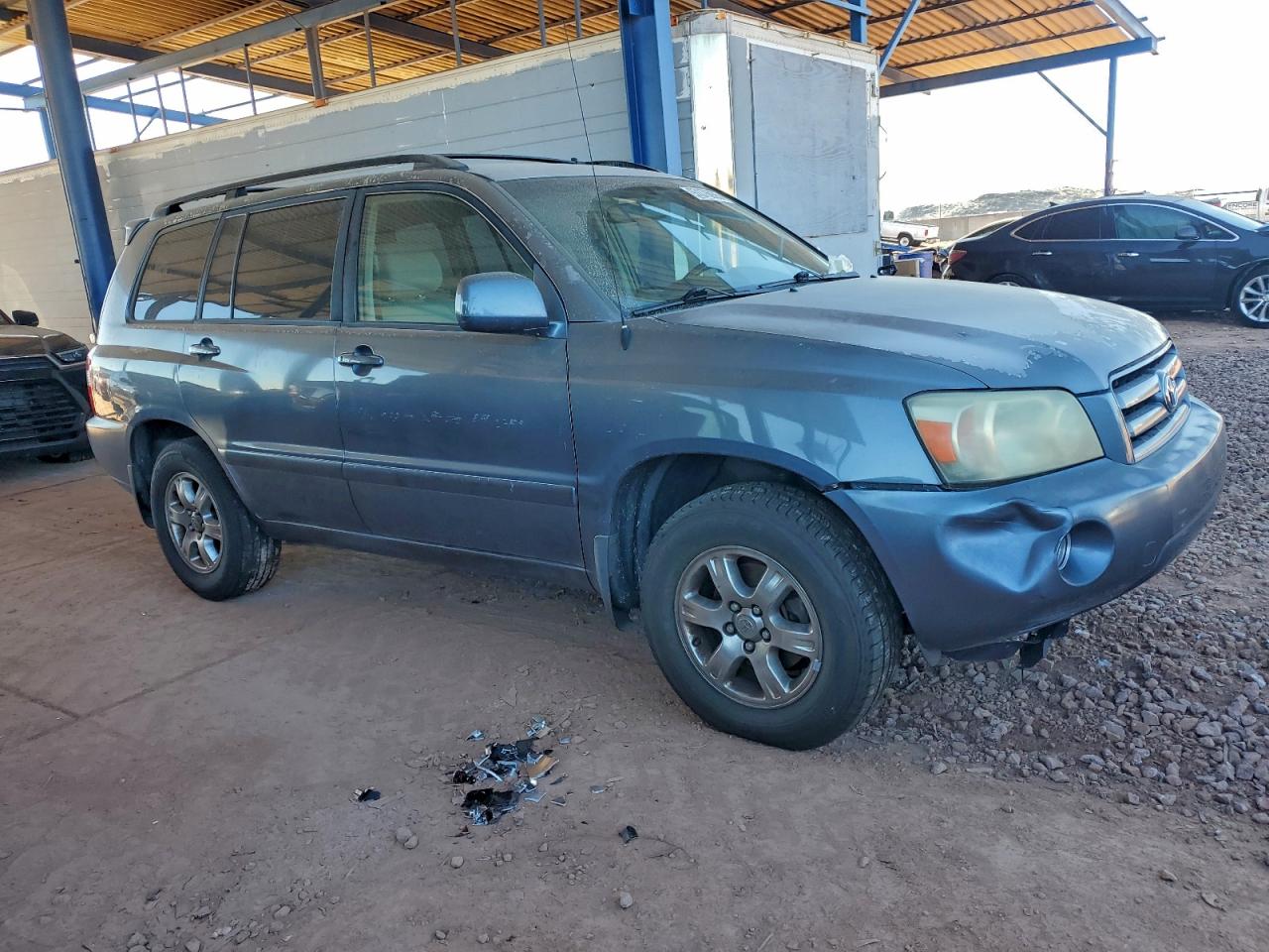 2004 TOYOTA HIGHLANDER BASE photo 4