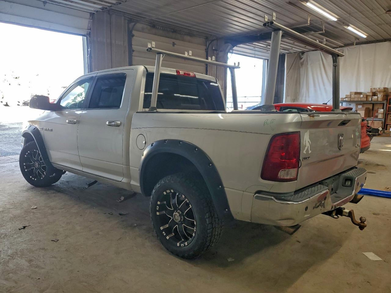 2010 DODGE RAM 1500 photo 2