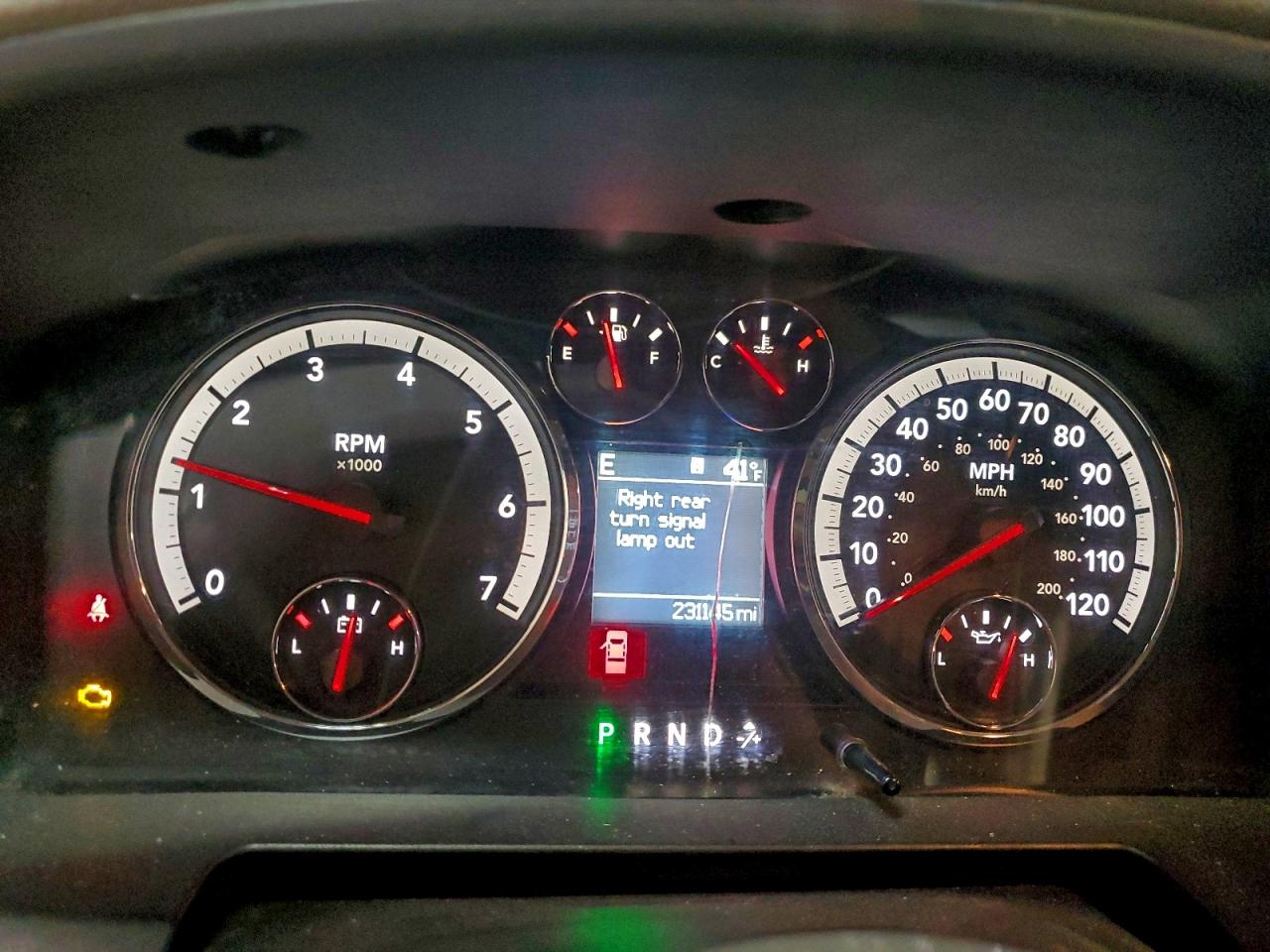 2010 DODGE RAM 1500 photo 9