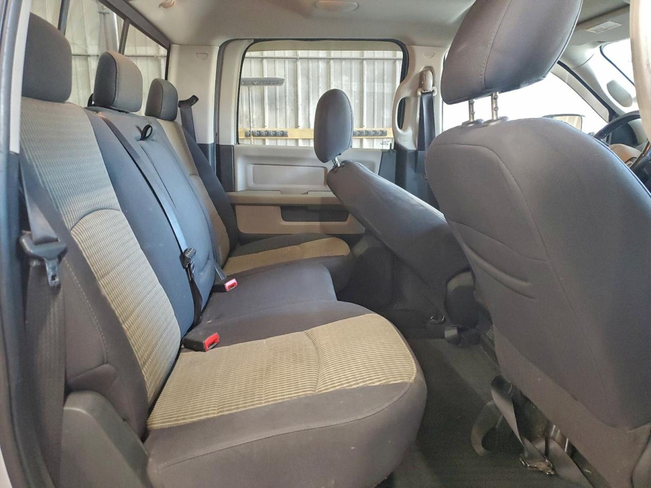 2010 DODGE RAM 1500 photo 10