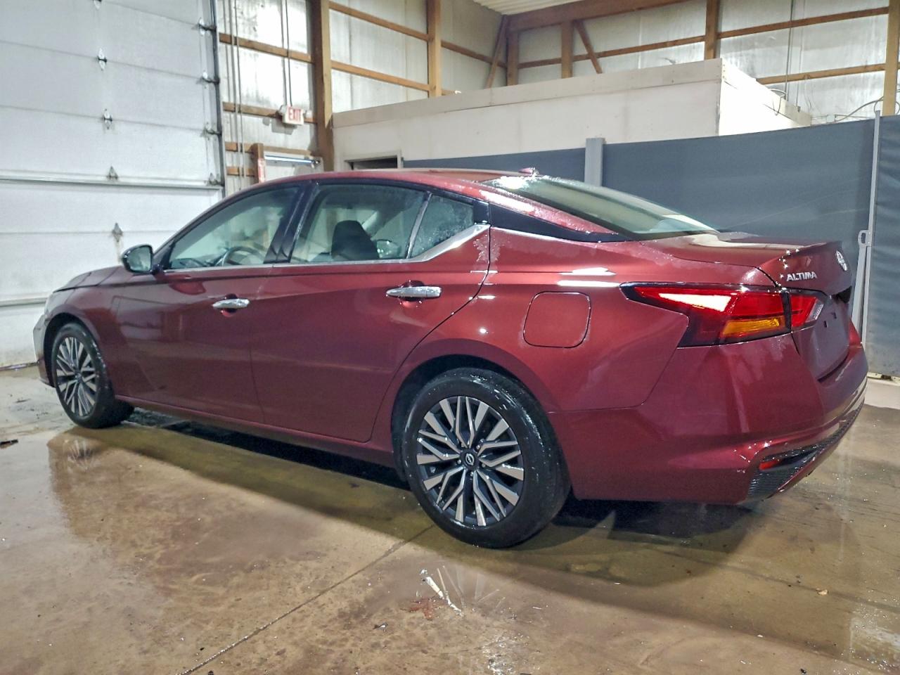 2025 NISSAN ALTIMA SV photo 3