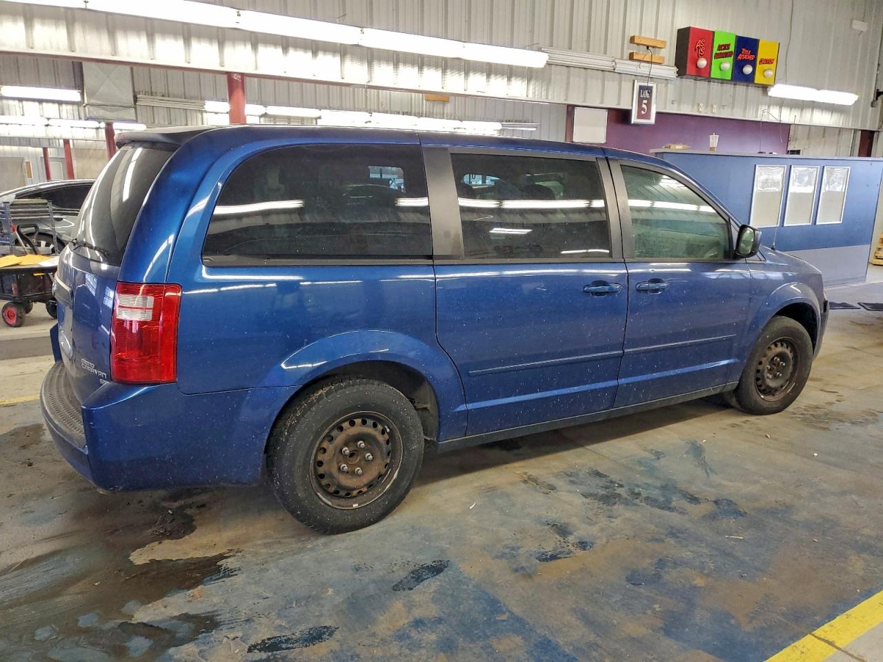 2010 DODGE GRAND CARAVAN SE photo 3
