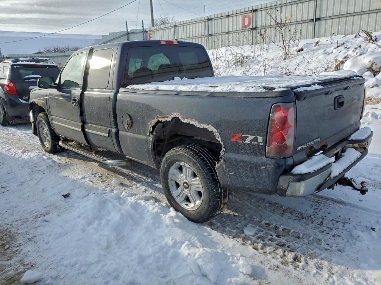2007 CHEVROLET SILVERADO K1500 CLASSIC photo 3