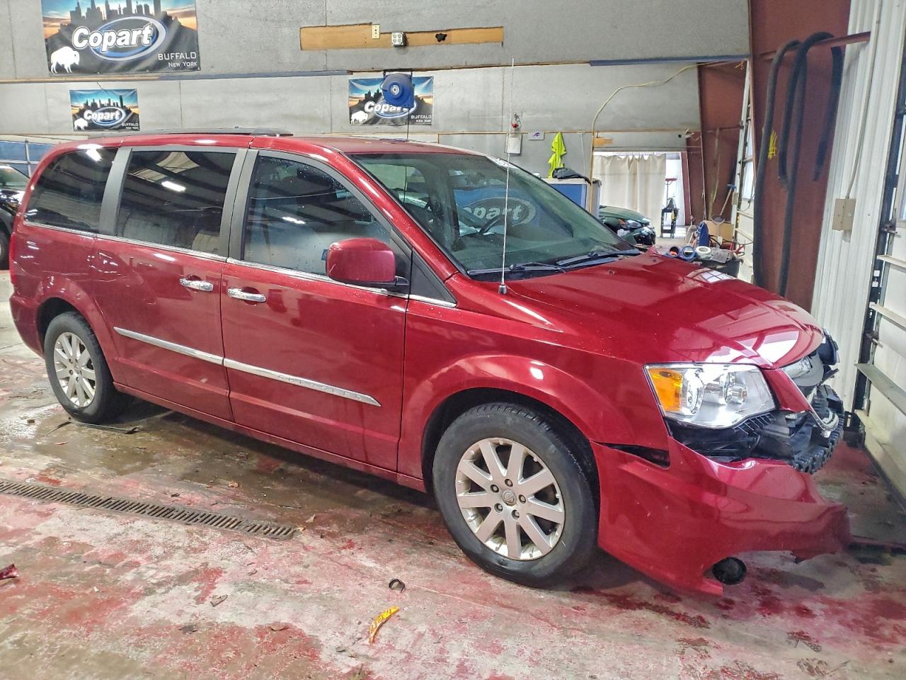 2015 CHRYSLER TOWN & COUNTRY TOURING photo 4