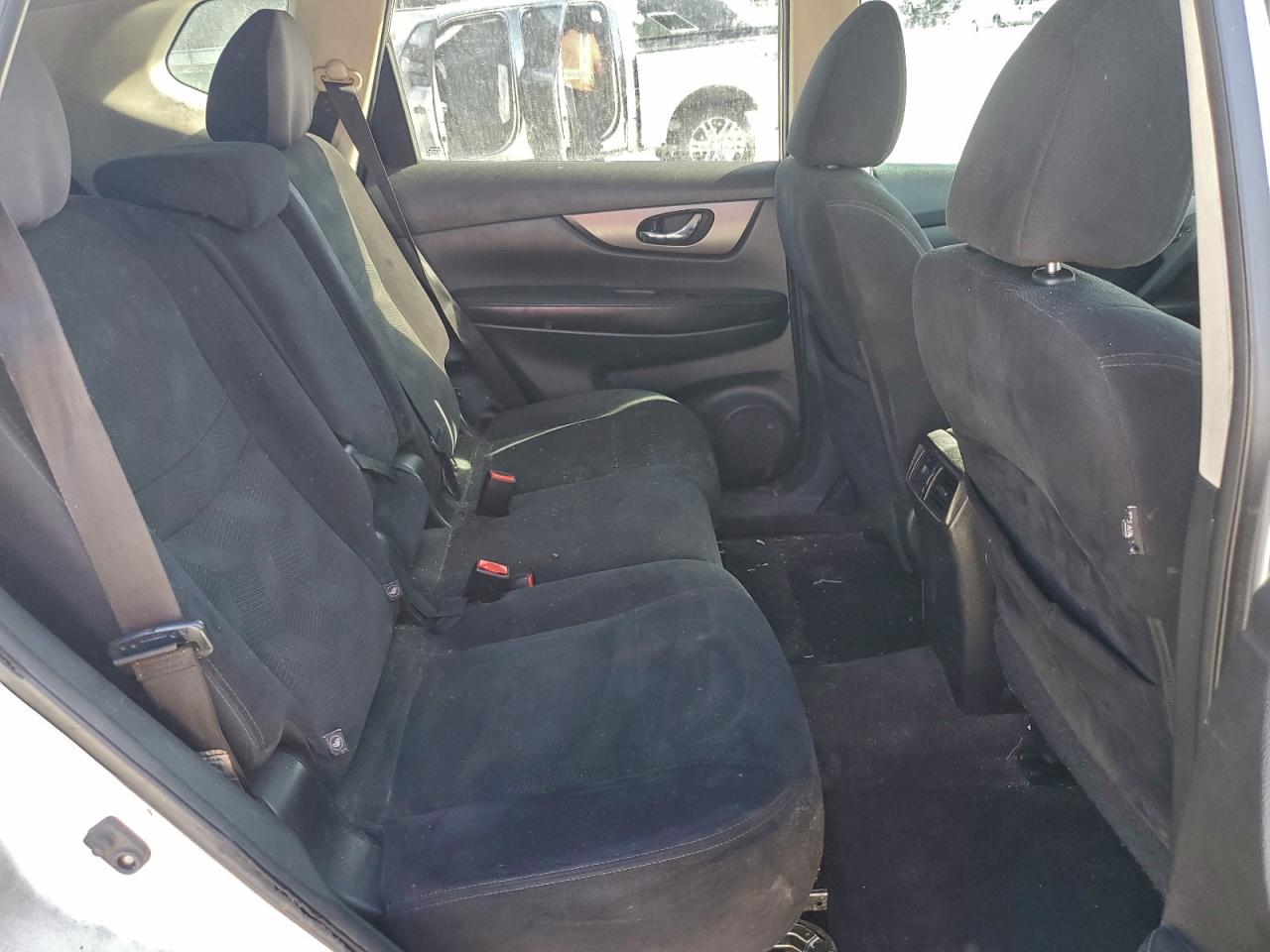 2016 NISSAN ROGUE S photo 21