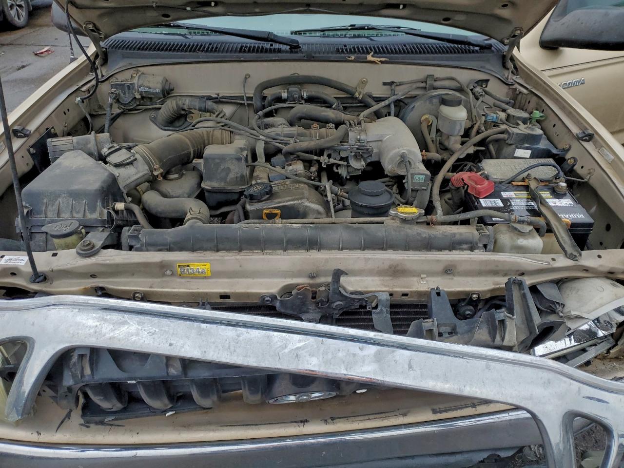 2001 TOYOTA TACOMA XTRACAB photo 11