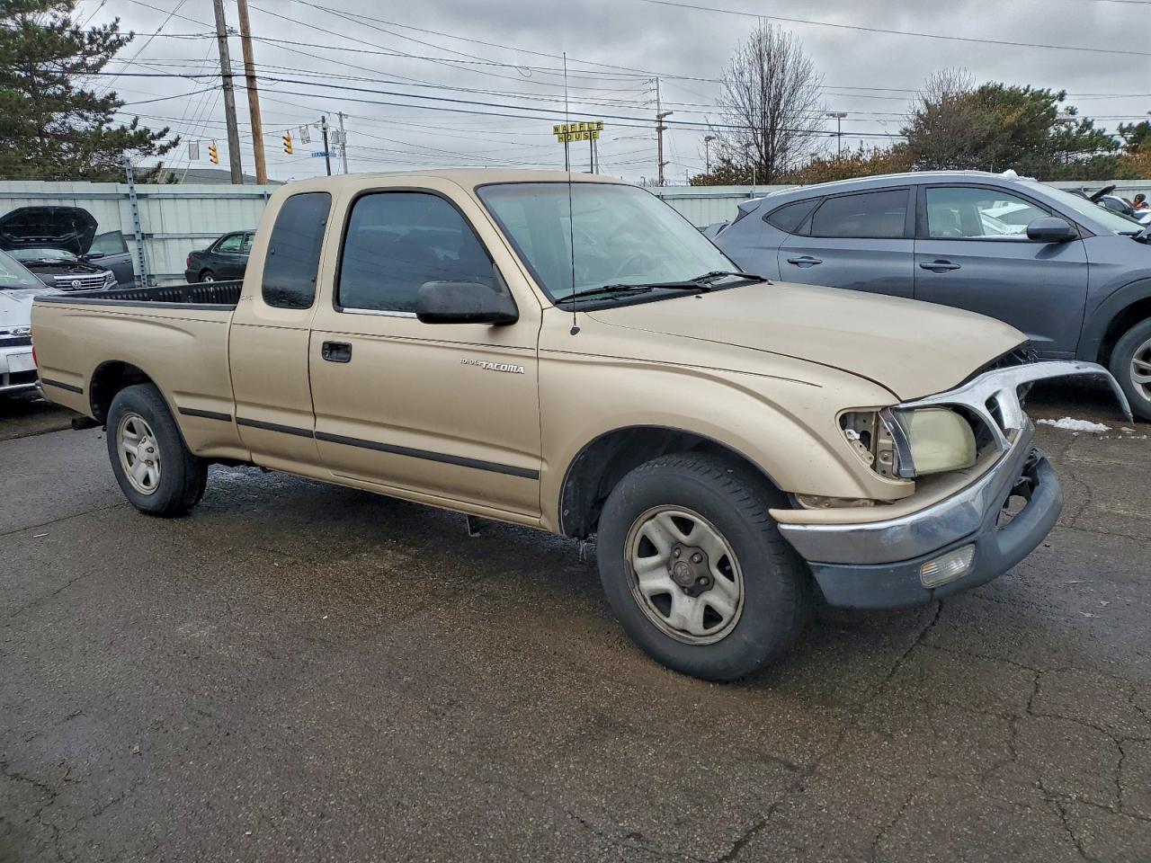 2001 TOYOTA TACOMA XTRACAB photo 4
