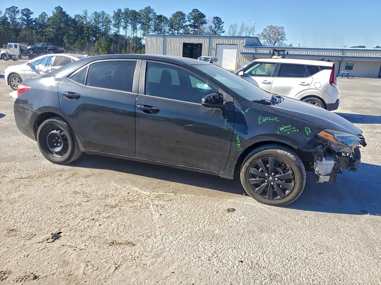 2018 TOYOTA COROLLA L photo 4
